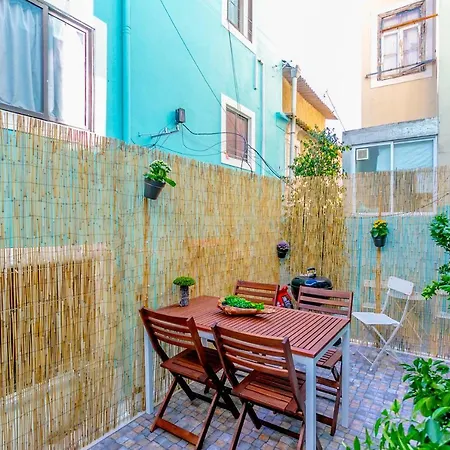 Cozy/hip Studio+terrace 1010d * Lisboa